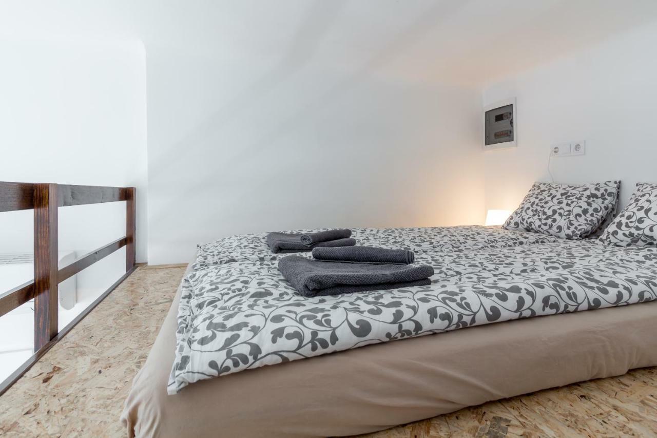 Flexible Selfcheckins 13 & 14 - Le Petit & Le Grand Zagreb - Centre - New - Apartments Repinc المظهر الخارجي الصورة